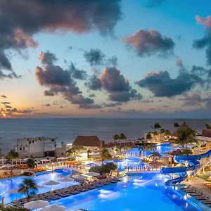 Moon Palace Nizuc 5*, Alfredo V. Bonfil Mexico