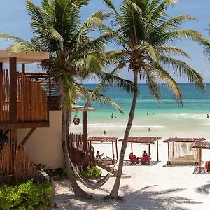 Отель La Zebra Tulum, A Small Luxury *****